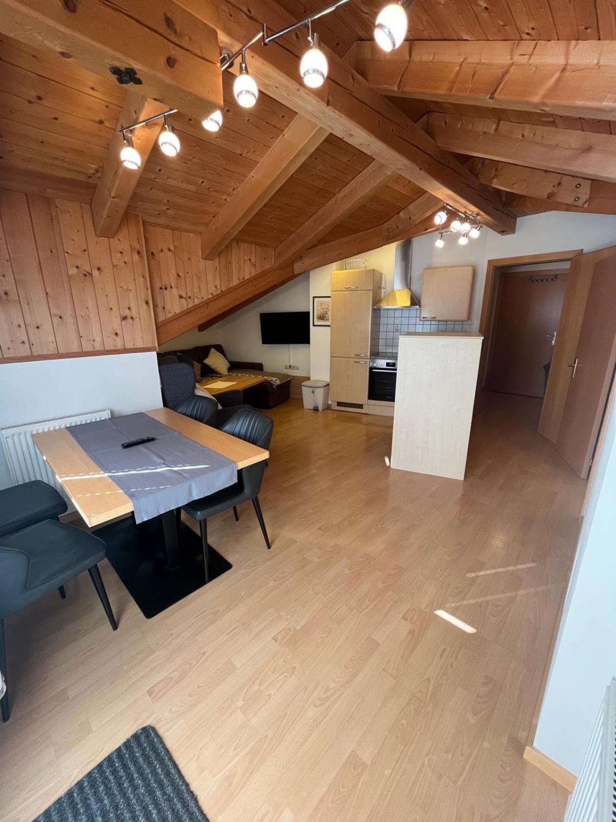 Nebenhaus - Haus Heigl Lägenhet Sankt Johann im Pongau Exteriör bild